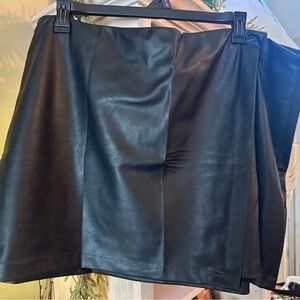 Leather mini skirt in XXL